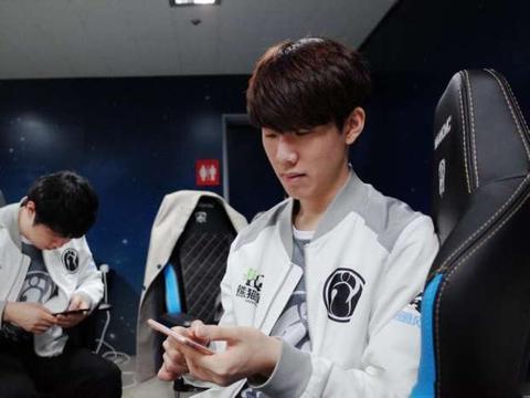 强势碾压！多人射击技能展现出西瓜找回状态，LVG毫不留情地赢得首局